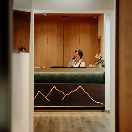 Salzburger Hof Hotel 3*