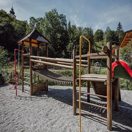 Otel Salzburger Hof 3*